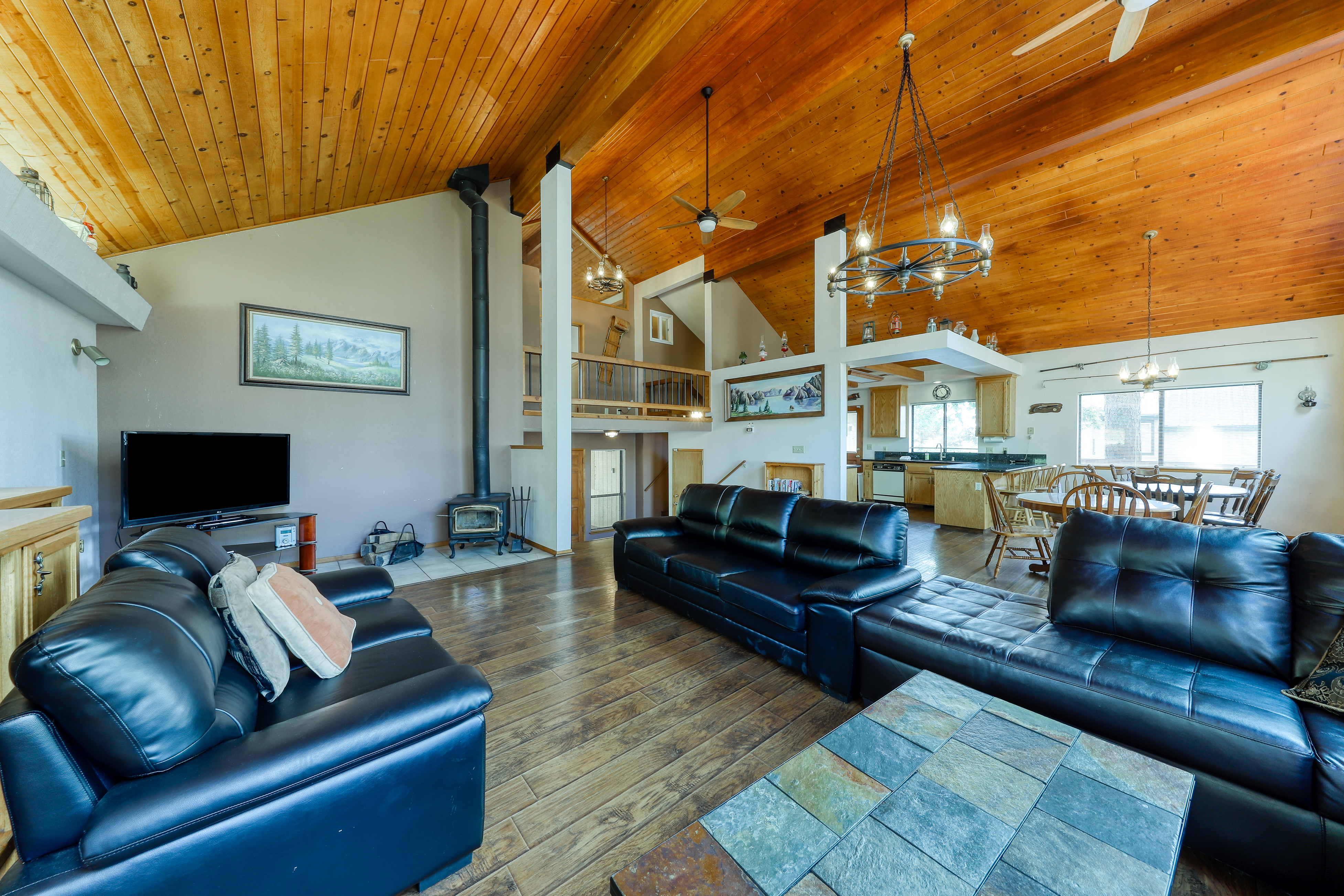 Yosemite Area Home 984890