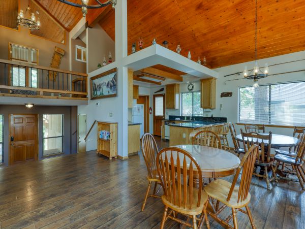 Yosemite Area Home 984890