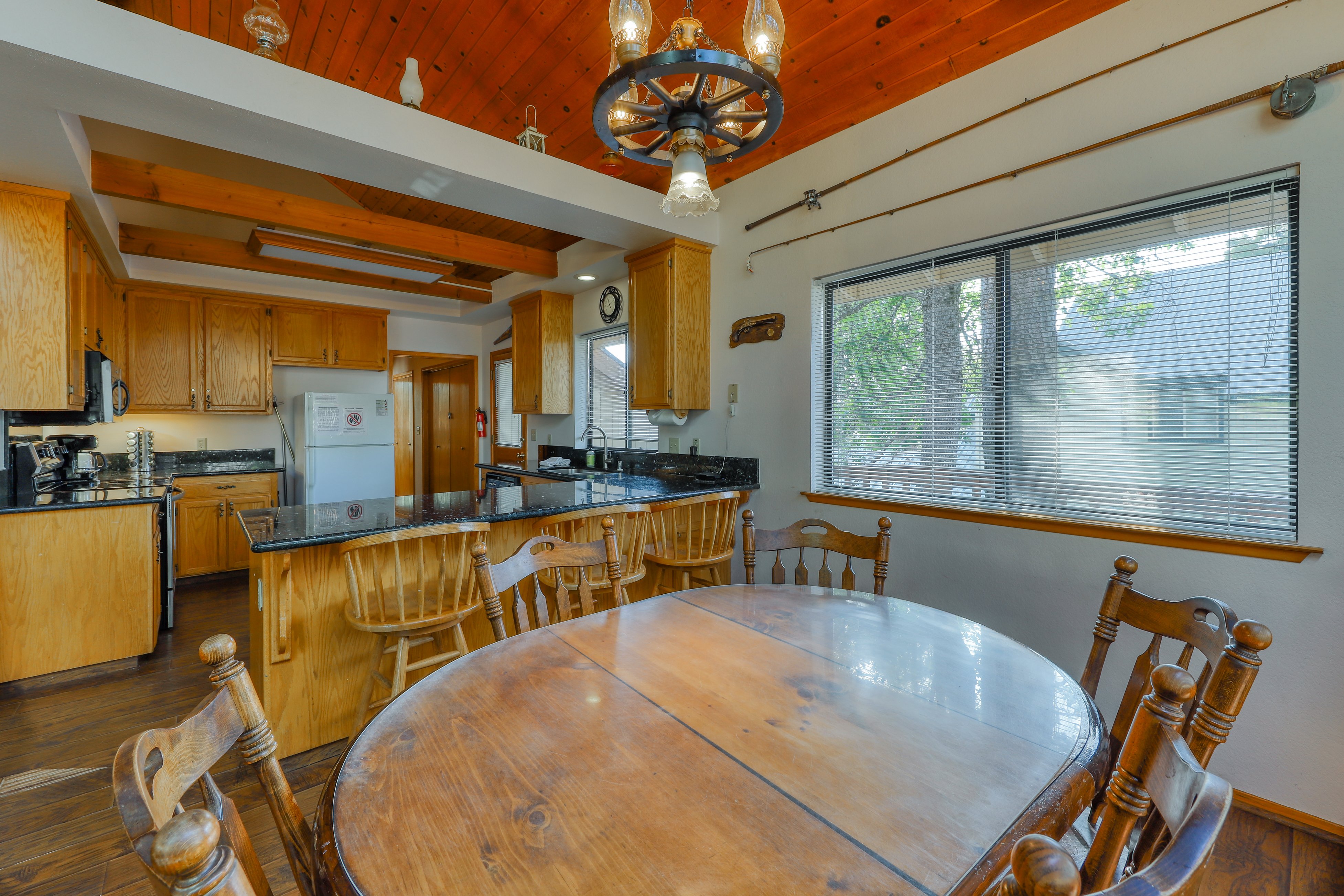 Yosemite Area Home 984890
