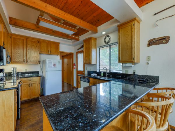 Yosemite Area Home 984890