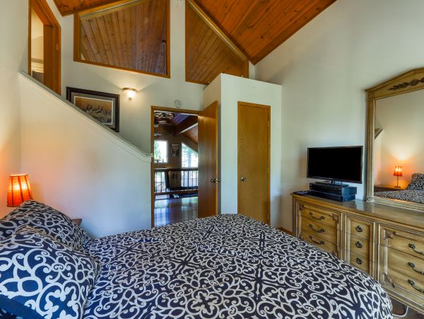Yosemite Area Home 984890