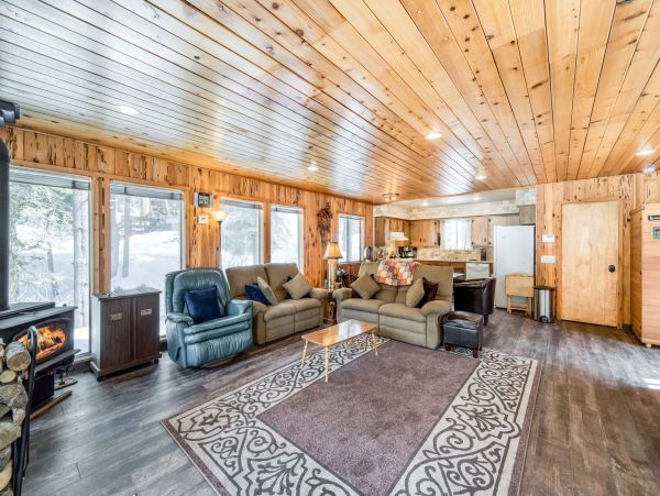Yosemite Area Home 984891