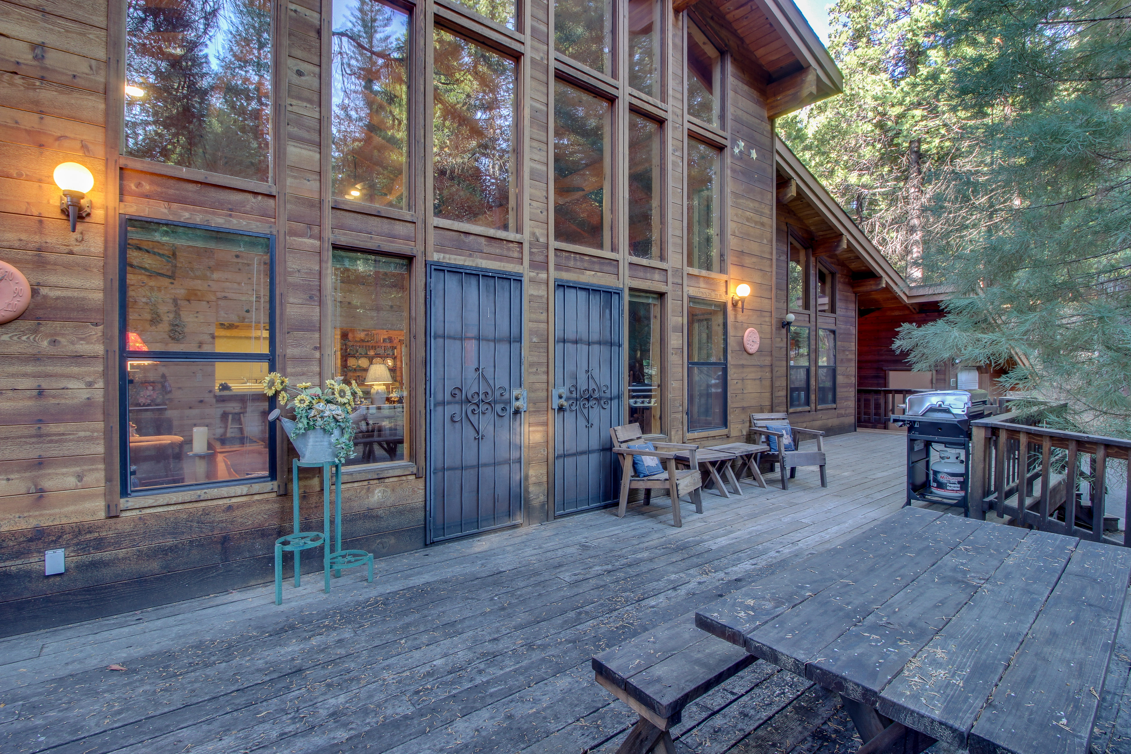 Yosemite Area Home 984892