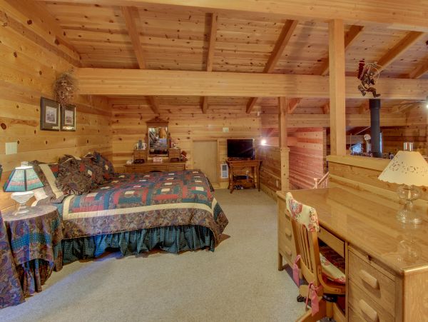 Yosemite Area Home 984892