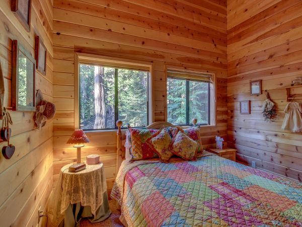 Yosemite Area Home 984892