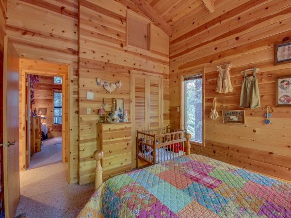 Yosemite Area Home 984892