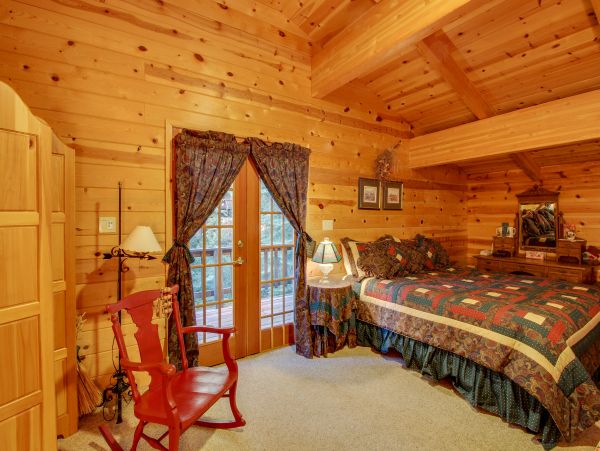 Yosemite Area Home 984892