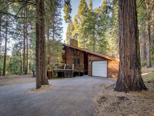 Yosemite Area Home 984892