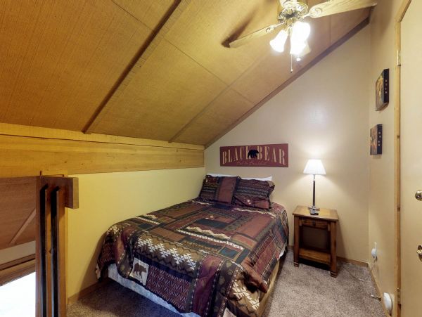 Yosemite Area Home 984893