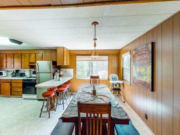 Yosemite Area Home 984894
