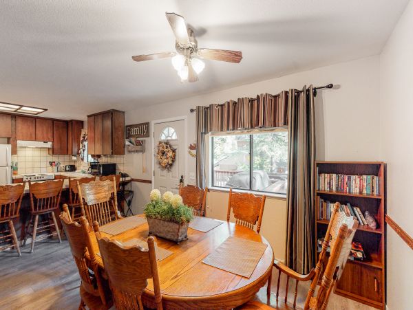 Yosemite Area Home 984895
