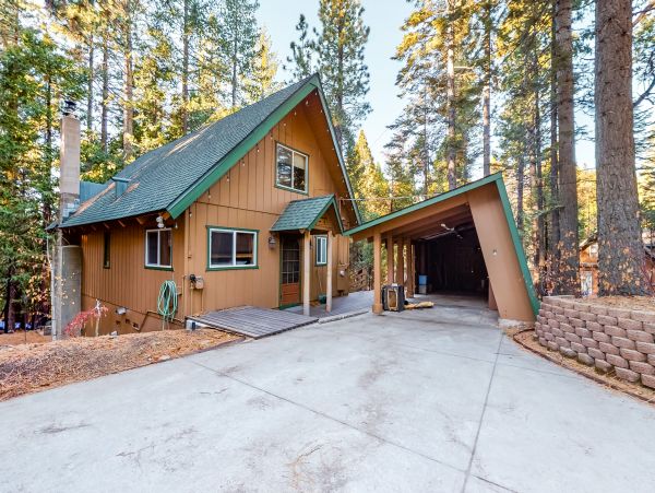 Yosemite Area Home 984896