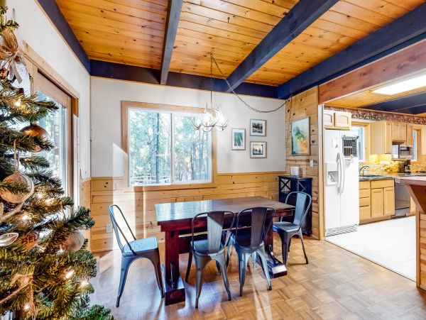 Yosemite Area Home 984896