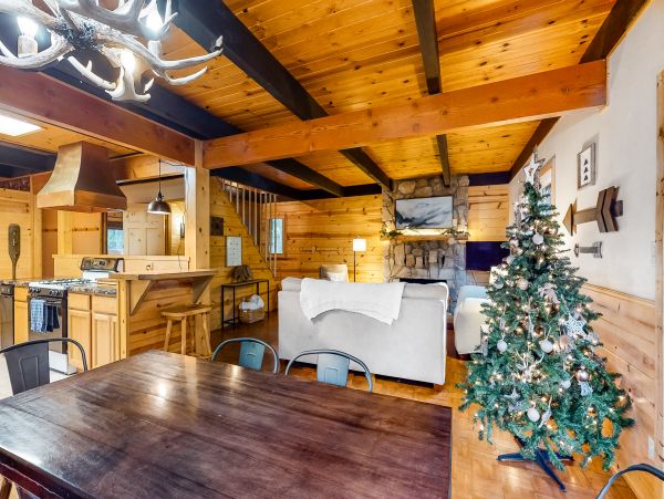 Yosemite Area Home 984896