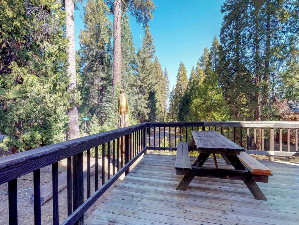 Yosemite Area Home 984897