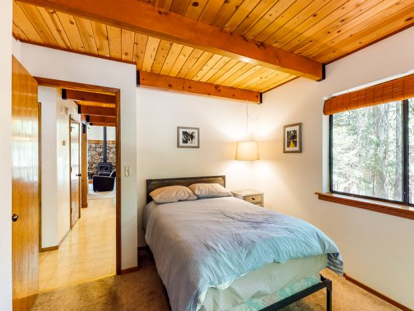 Yosemite Area Home 984898