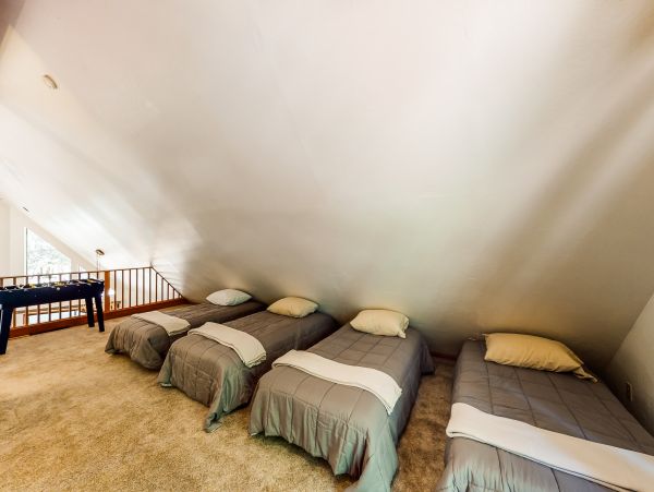 Yosemite Area Home 984898