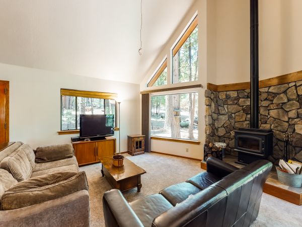 Yosemite Area Home 984898