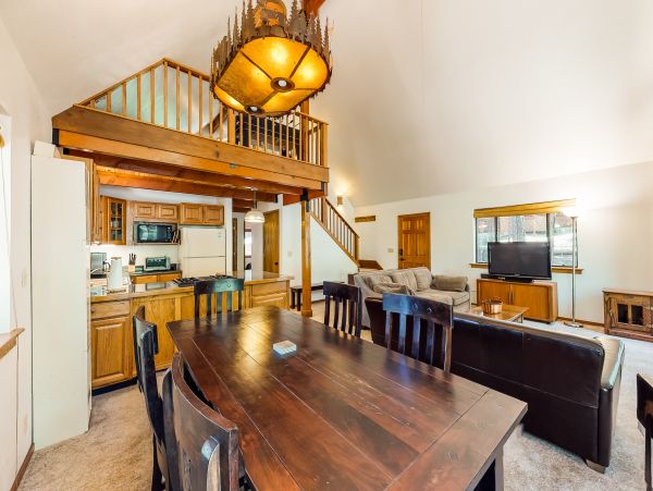 Yosemite Area Home 984898