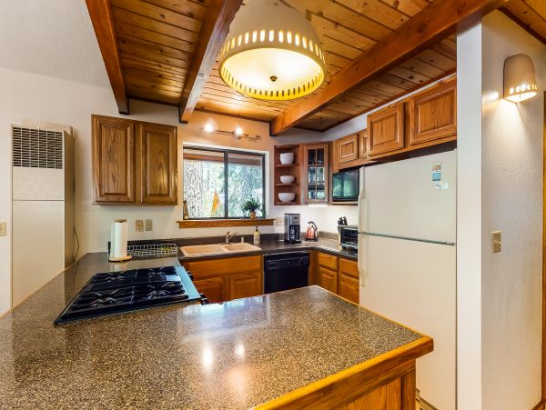 Yosemite Area Home 984898