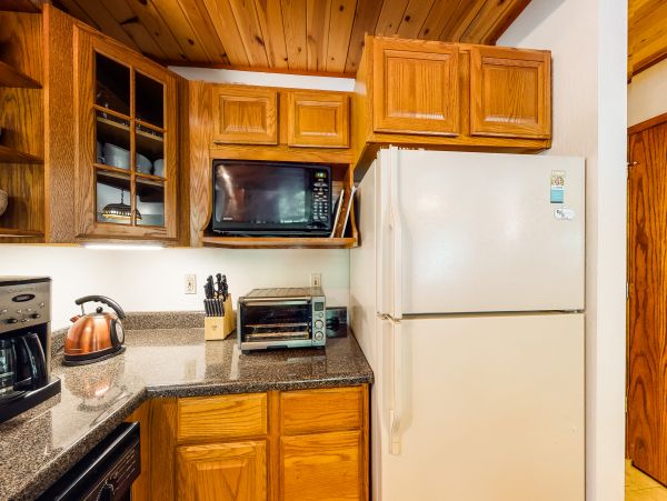 Yosemite Area Home 984898