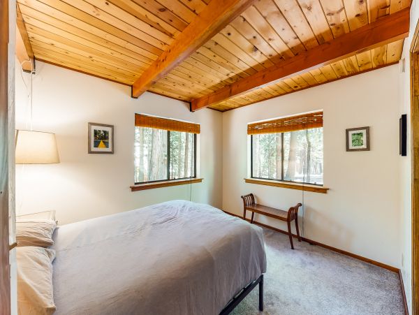 Yosemite Area Home 984898