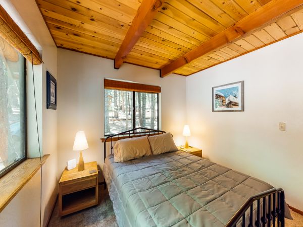 Yosemite Area Home 984898