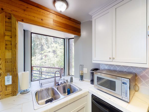 Yosemite Area Home 984899