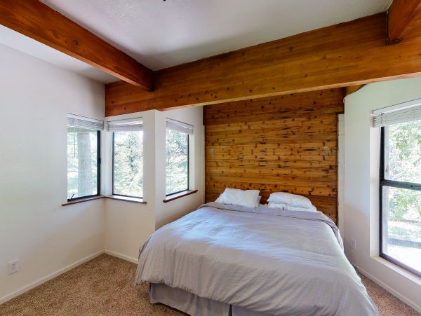 Yosemite Area Home 984899