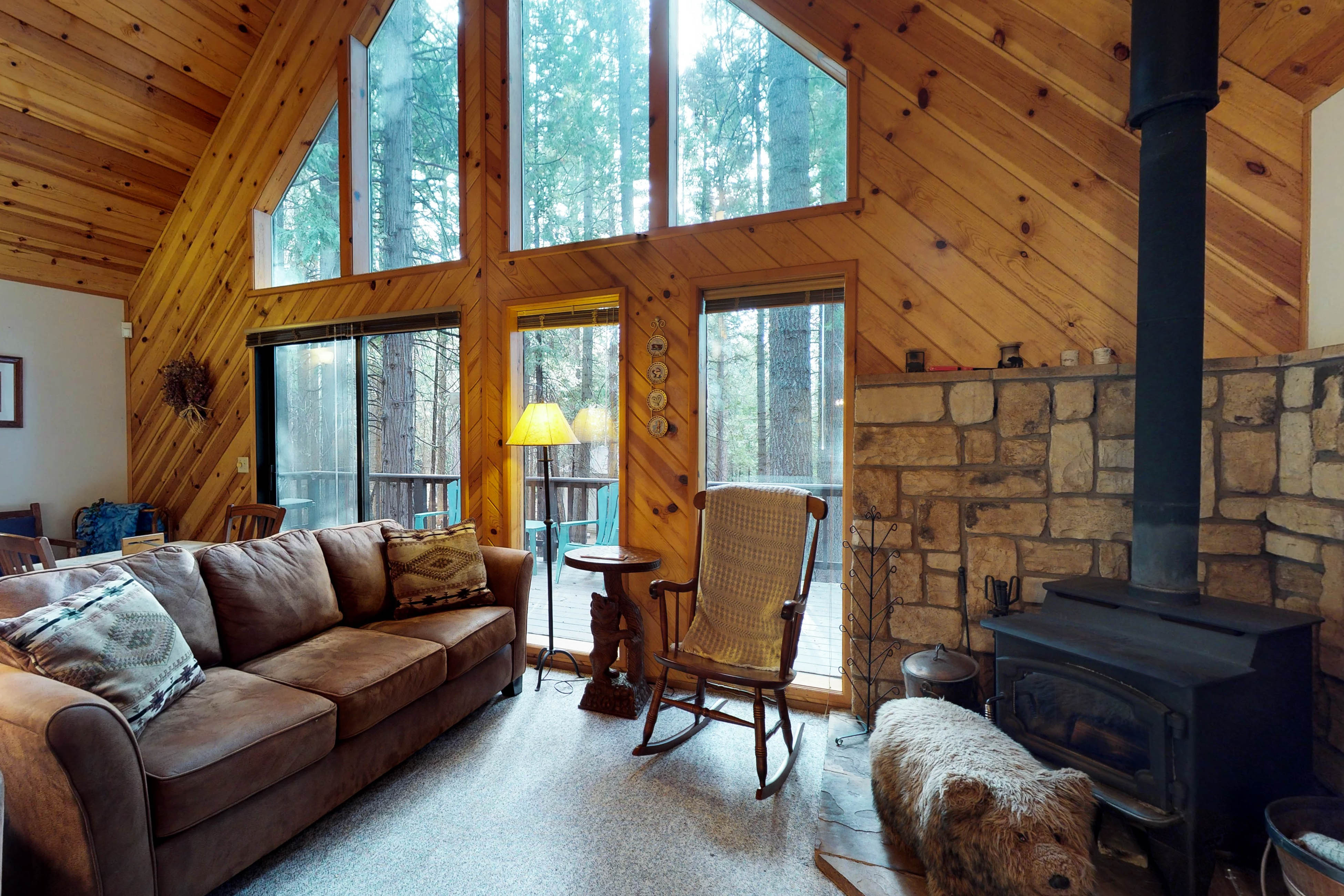 Yosemite Area Home 984902
