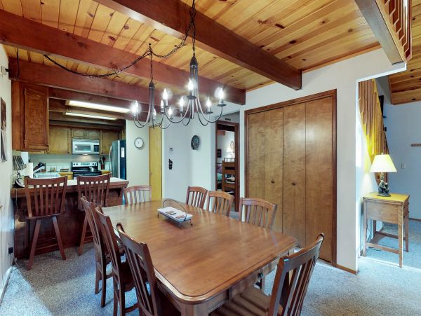 Yosemite Area Home 984902