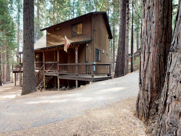 Yosemite Area Home 984902