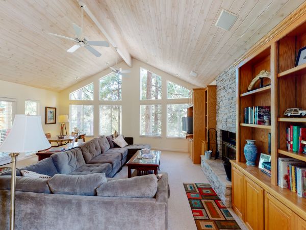Yosemite Area Home 984903