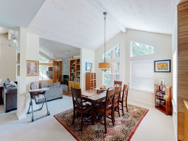 Yosemite Area Home 984903