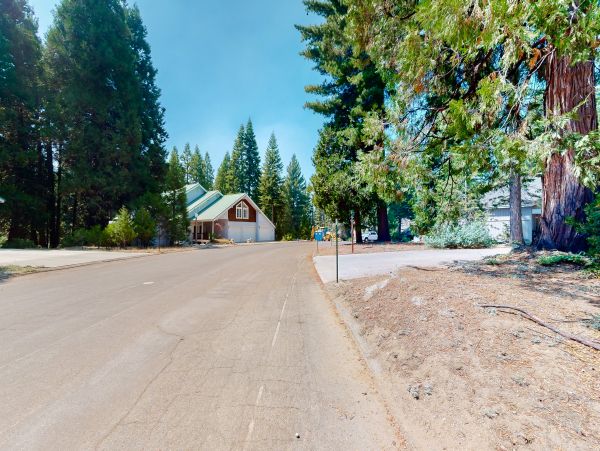 Yosemite Area Home 984903