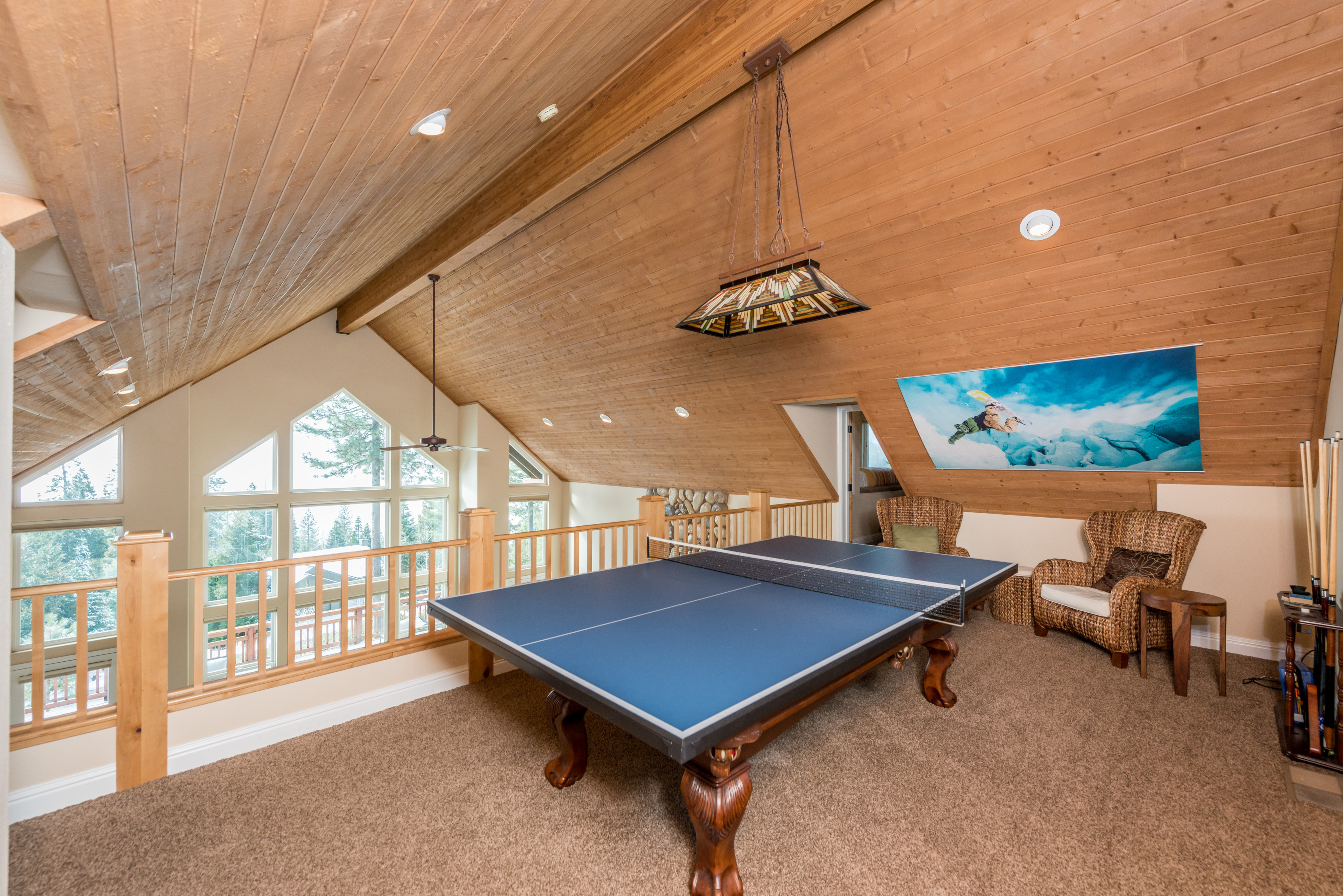 Luxury Shaver Lake 5 Bedroom Home Movie Room