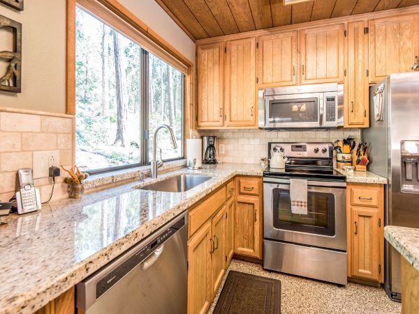 Yosemite Area Home 984906