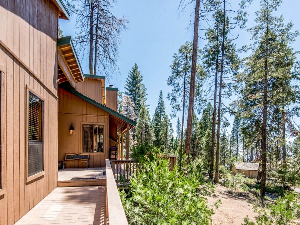 Yosemite Area Home 984906
