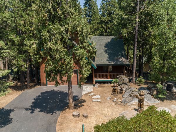 Yosemite Area Home 984907
