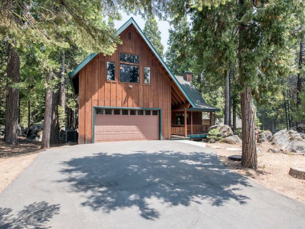 Yosemite Area Home 984907