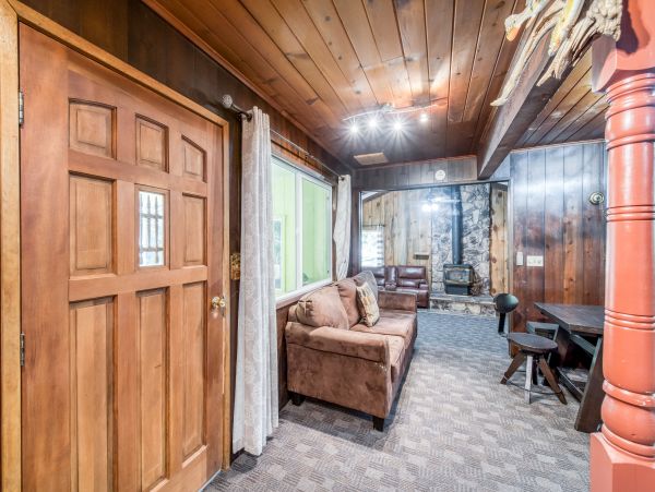 Yosemite Area Home 984908