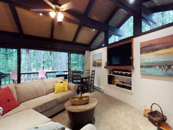 Yosemite Area Home 984911