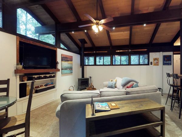 Yosemite Area Home 984911