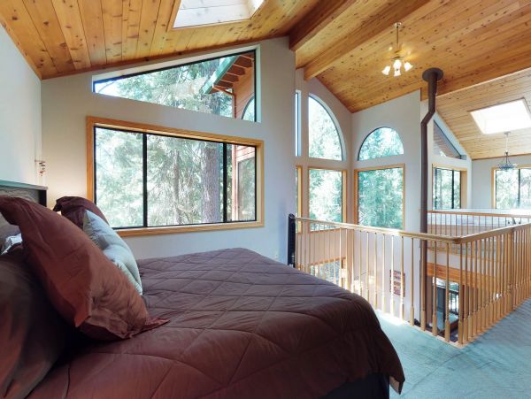Yosemite Area Home 984912