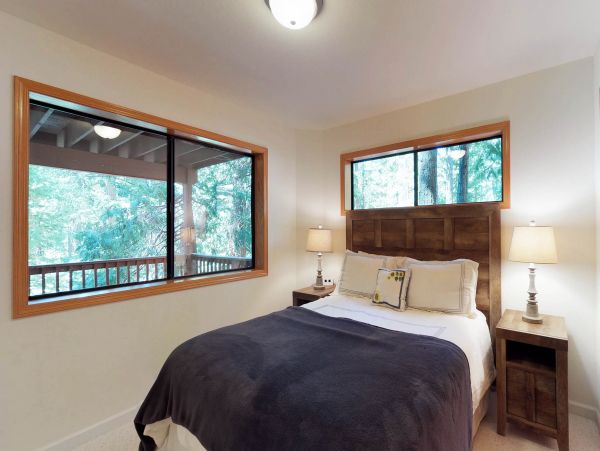 Yosemite Area Home 984912