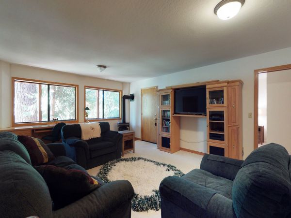 Yosemite Area Home 984912