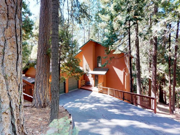 Yosemite Area Home 984912