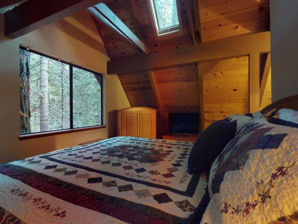 Yosemite Area Home 984913