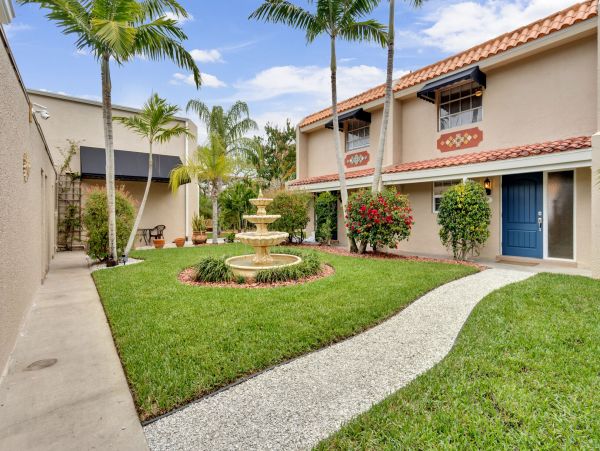 Canal Front Two Bedroom Townhome in Sanibel