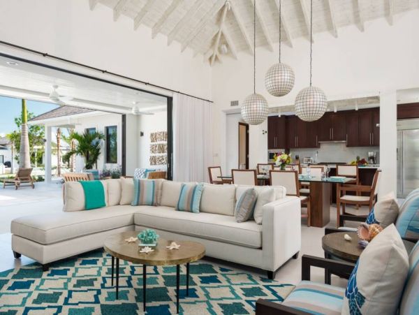 Turks and Caicos Luxury Vacation Home Short Walk To Beach